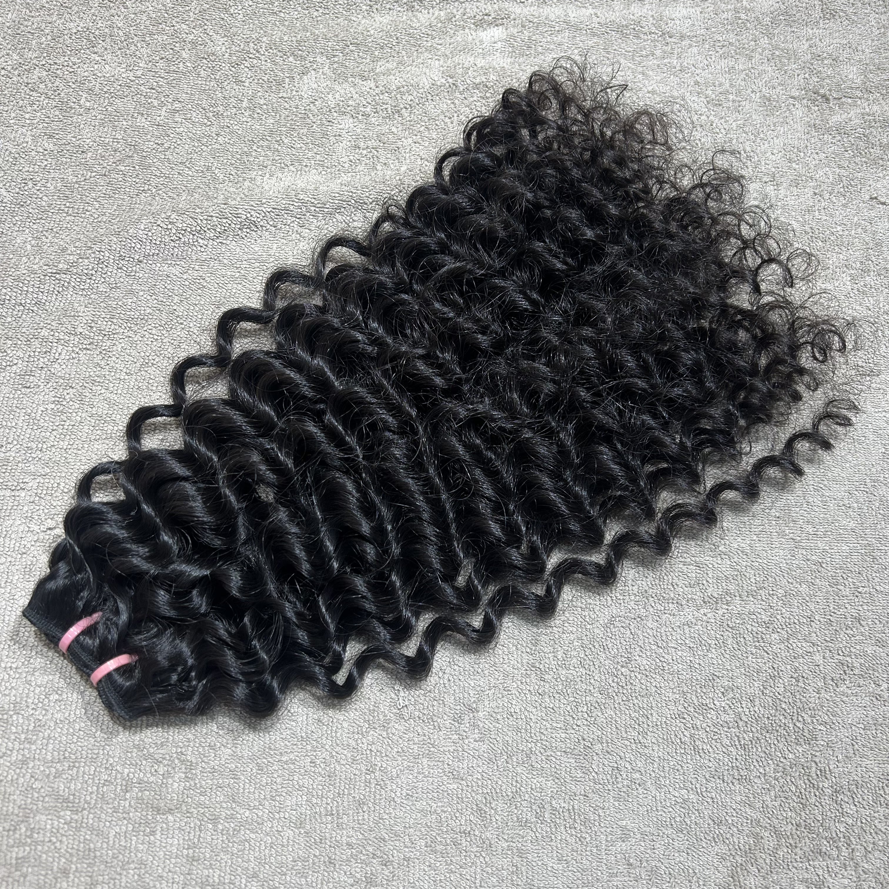 Tight Deep Curly Hair Weft Bundles - Hair Trends India