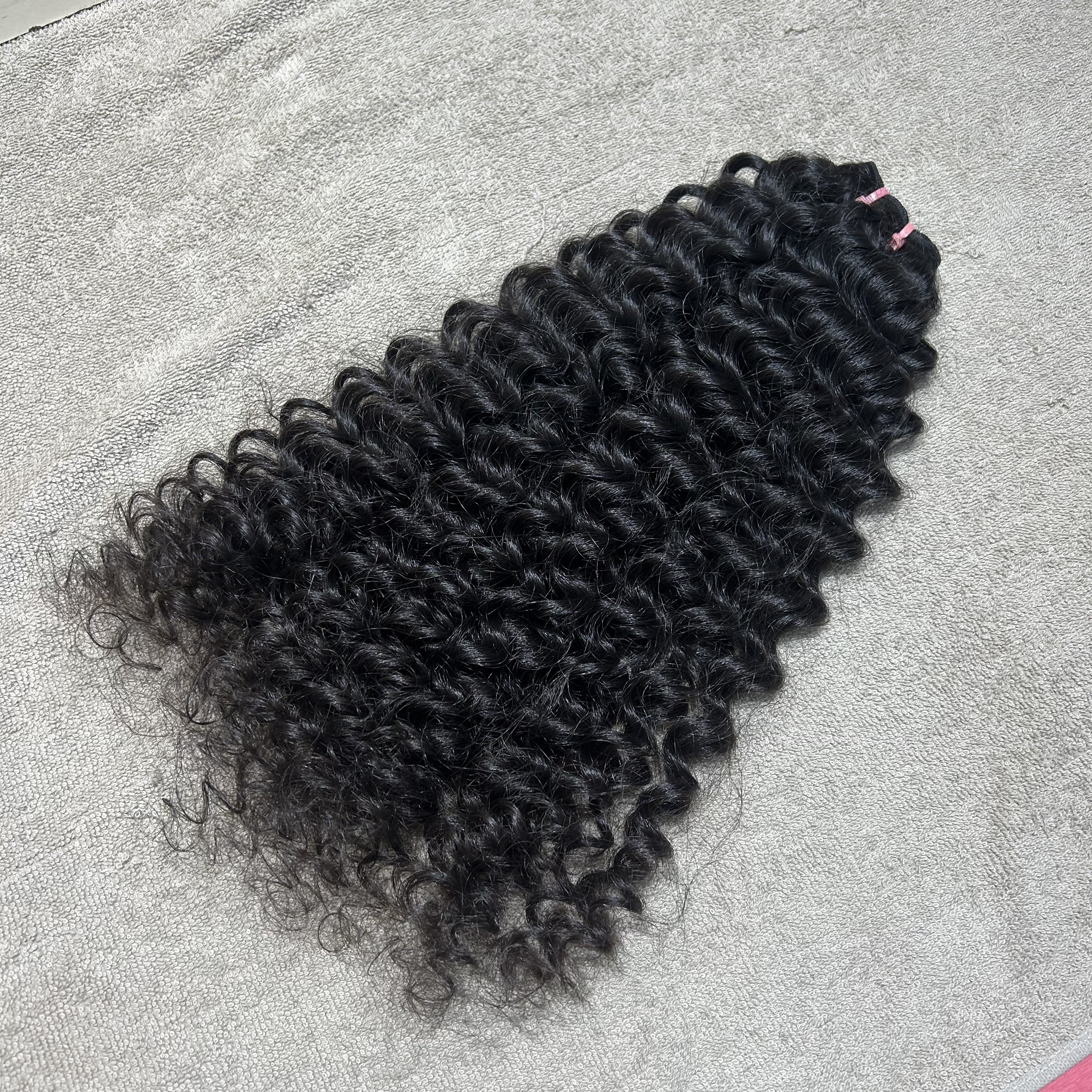 Tight Deep Curly Hair Weft Bundles - Hair Trends India