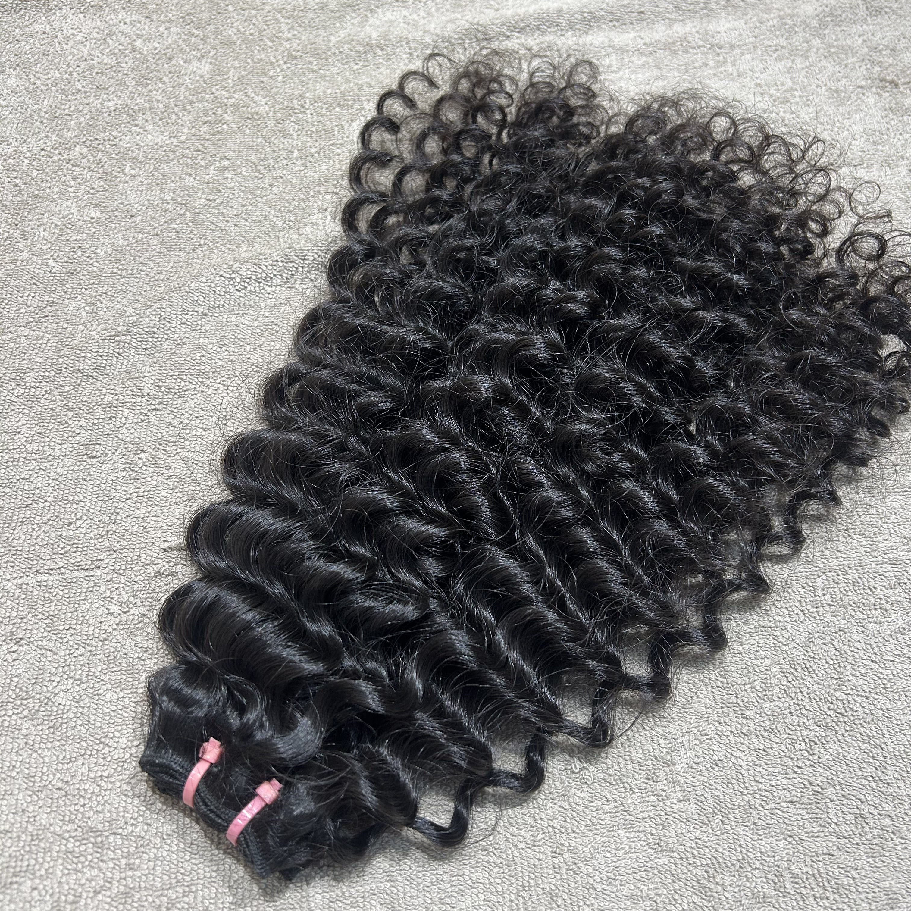 Tight Deep Curly Hair Weft Bundles - Hair Trends India