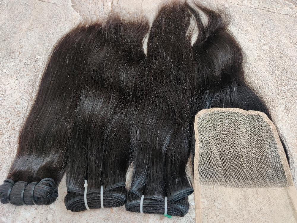 Natural Straight Human Hair Bundles with Closure