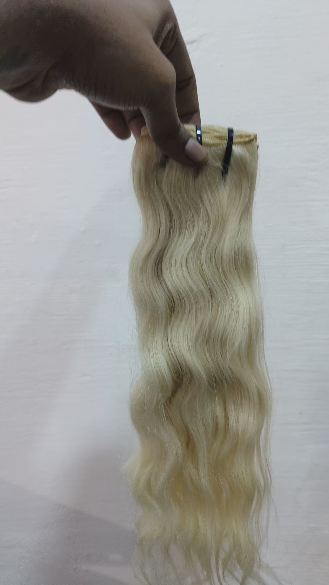 613 Blonde Wavy Human Hair Bundles